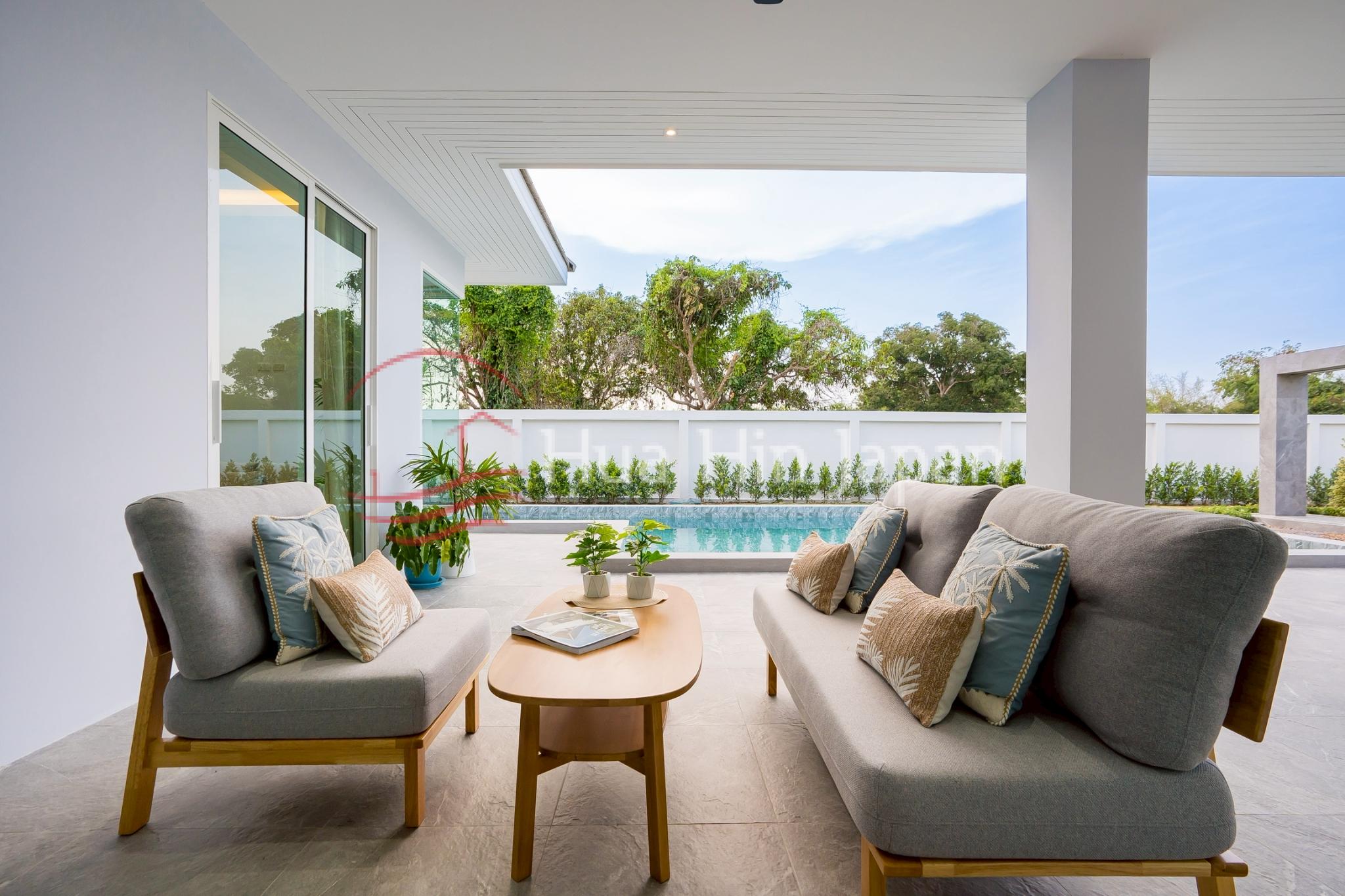 3 Bedroom Luxury Pool Villa drawing area