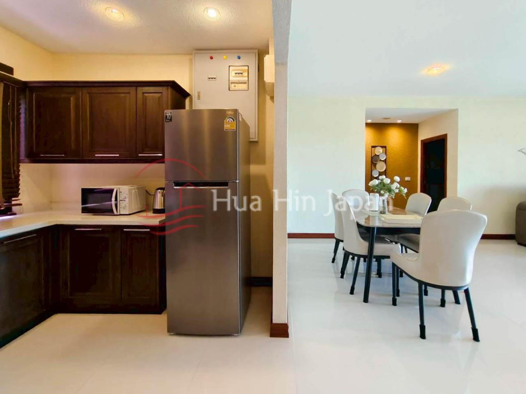 Newly Renovated 2-Bedroom Condo with Fairway, Mountain and Partial Sea Views at Palm Hills Golf Course - Cha-Am - photo 12