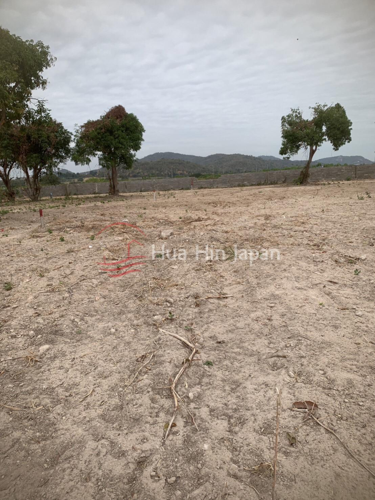 Land for Sale inside Lotus villas in soi 112 - Hua Hin - photo 5