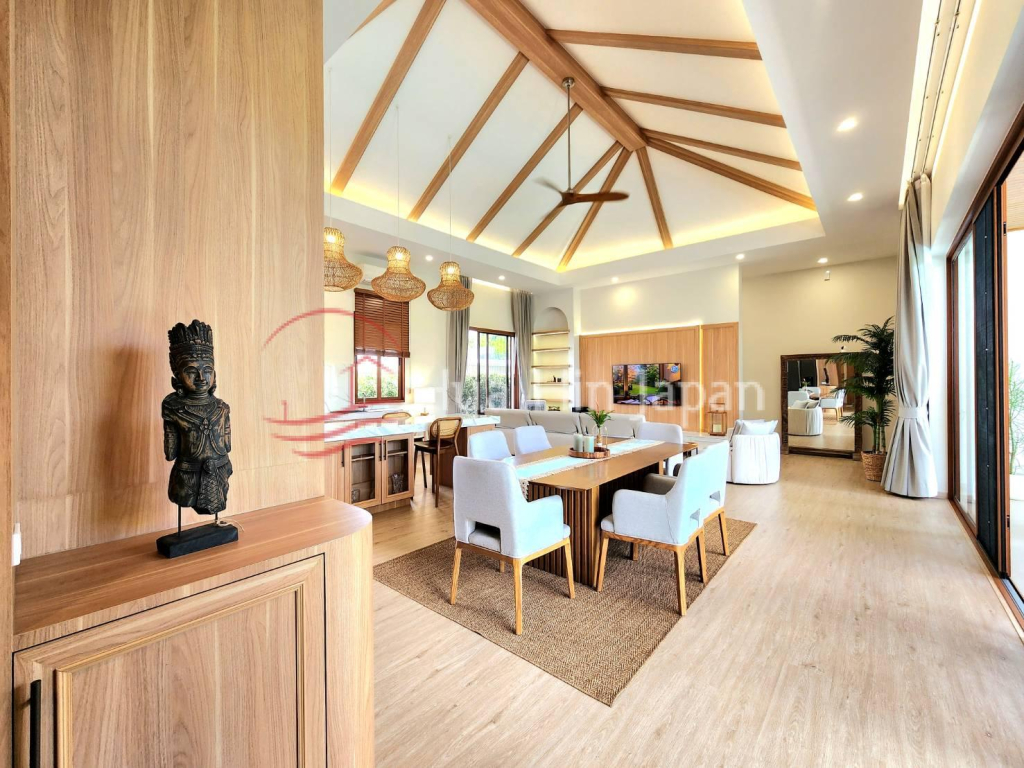Luxury Resale Villa at Popular La Felice 1, near Pineapple Valley Golf, Hua Hin - Hua Hin - photo 15