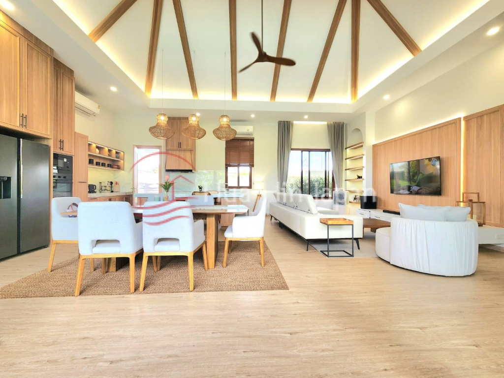 Luxury Resale Villa at Popular La Felice 1, near Pineapple Valley Golf, Hua Hin - Hua Hin - photo 13