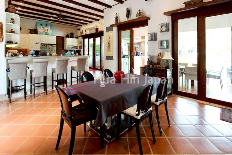 Spectacular Hua Hin Bali Style 5 Bedroom Home Over 1 Rai Land For Sale In Kao Kalok Near Beach - Hua Hin - photo 11