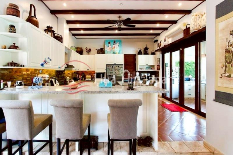 Spectacular Hua Hin Bali Style 5 Bedroom Home Over 1 Rai Land For Sale In Kao Kalok Near Beach - Hua Hin - photo 10