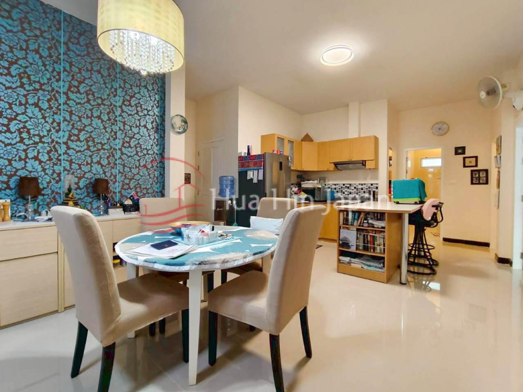 3 Bedroom House for Sale on Soi 70, Close to Hua Hin Centre and Hua Hin International School - Hin Lek Fai - photo 14
