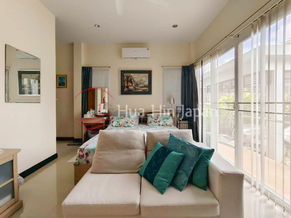 3 Bedroom House for Sale on Soi 70, Close to Hua Hin Centre and Hua Hin International School - Hin Lek Fai - photo 3