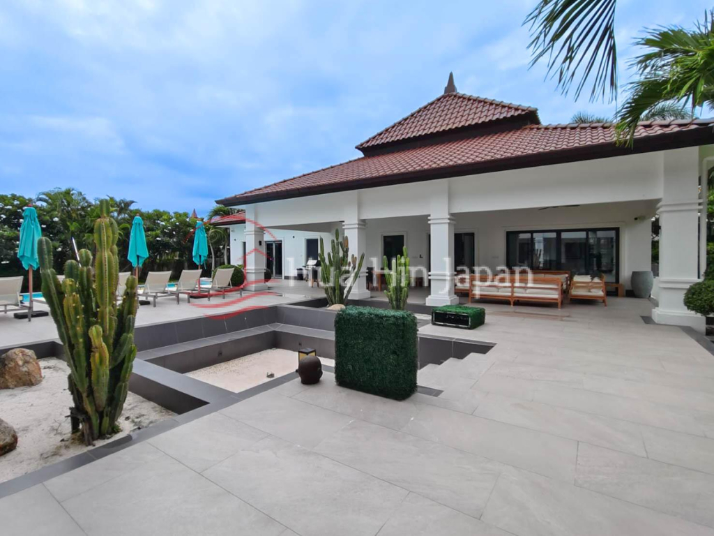 Elegant 5-Bedroom Villa in Prestigious BelVida Estates for Sale in Hua Hin – Fully Renovated &amp; Move-In Ready - Khao Takiab - photo 2