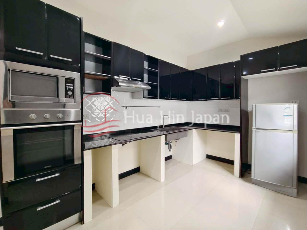 Hot Deal! 3-Bedroom Pool Villa for Sale Between Hua Hin and Pranburi – Unfurnished - Pranburi - photo 4