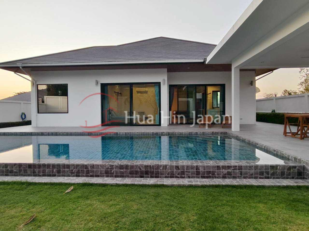 Luxury 3 Bedroom Pool Villa for Rent inside Hillside Hamlet Homes 8 close to Pineapple Valley Golf Course