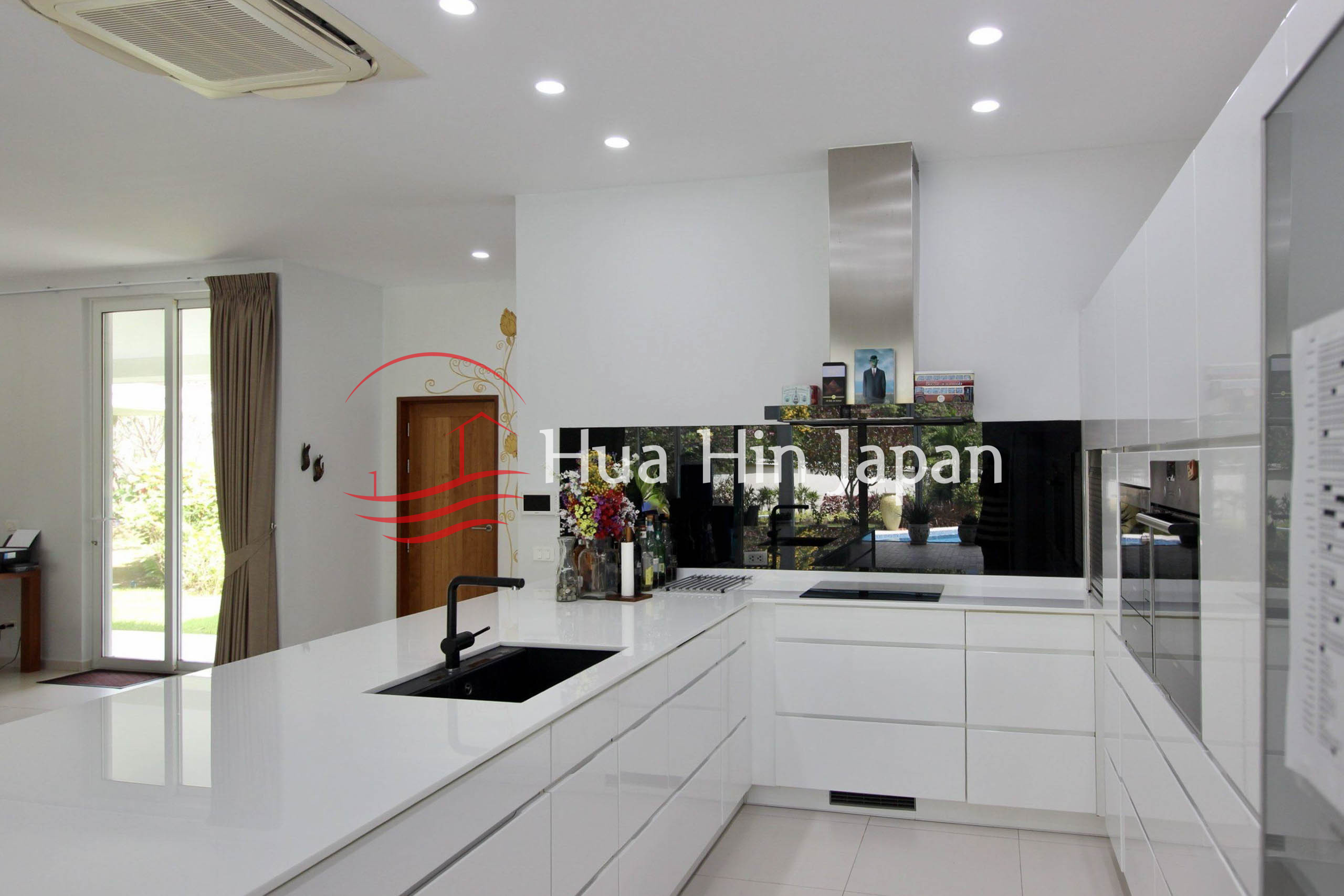 Hua Hin Luxury Pool Villa For Sale - Pranburi - photo 4