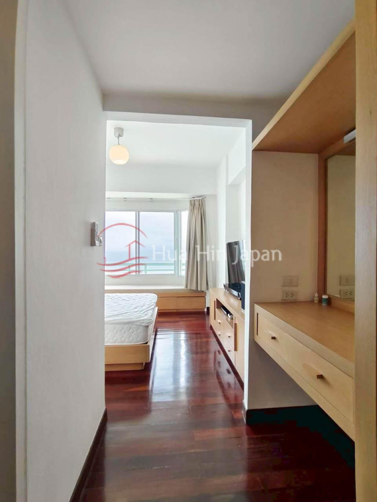 Rare Opportunity – 6 Bedroom 6 Bathroom Beachfront Penthouse for Sale in Khao Takiab, Hua Hin - Khao Takiab - photo 14