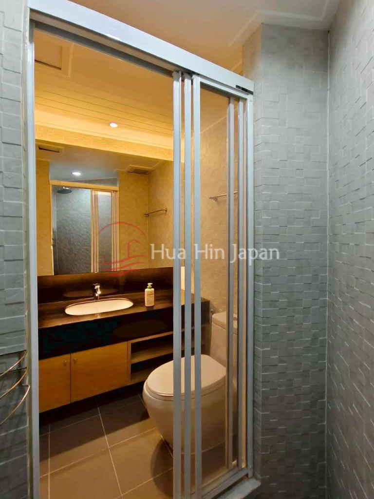 Rare Opportunity – 6 Bedroom 6 Bathroom Beachfront Penthouse for Sale in Khao Takiab, Hua Hin - Khao Takiab - photo 5