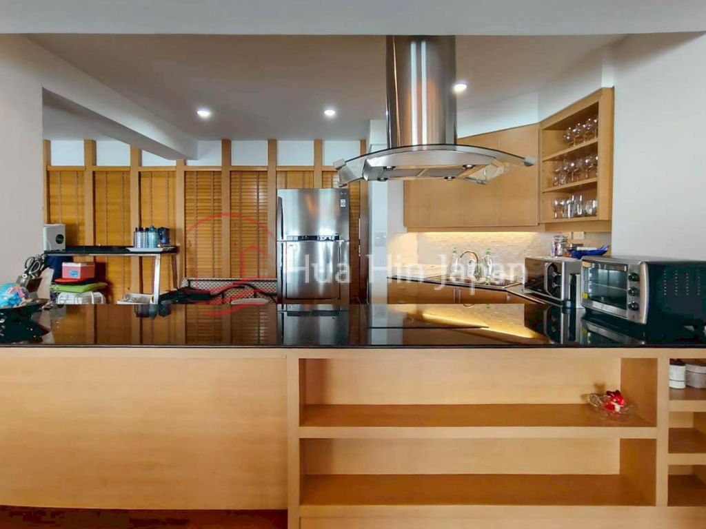 Rare Opportunity – 6 Bedroom 6 Bathroom Beachfront Penthouse for Sale in Khao Takiab, Hua Hin - Khao Takiab - photo 3