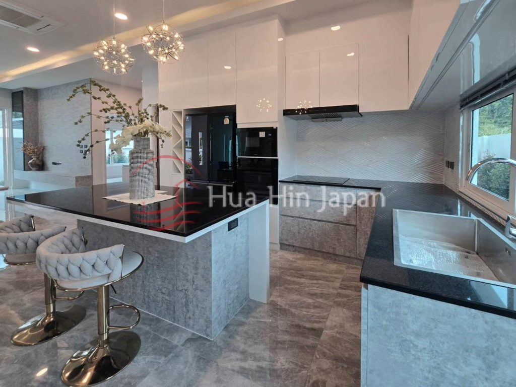 New 3 Bedroom Luxury Pool Villas in Soi 88, Close to Downtown Hua Hin (Completed & Semi-Completed) - Hin Lek Fai - photo 16