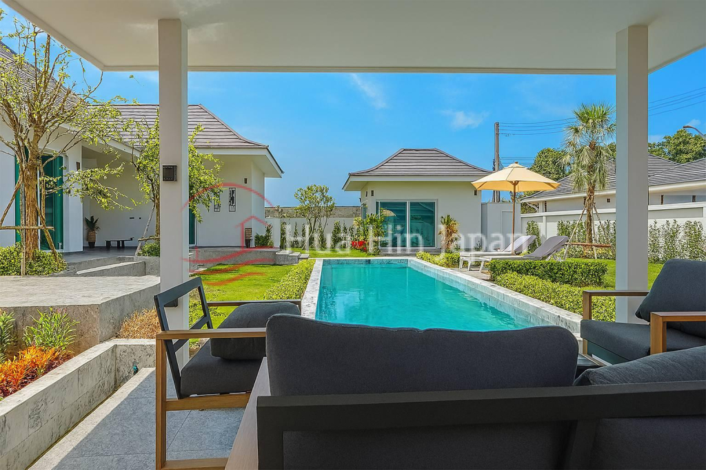 New 3 Bedroom Luxury Pool Villas in Soi 88, Close to Downtown Hua Hin (Completed & Semi-Completed) - Hin Lek Fai - photo 13