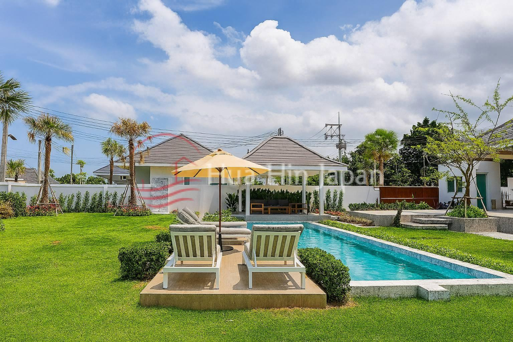 New 3 Bedroom Luxury Pool Villas in Soi 88, Close to Downtown Hua Hin (Completed & Semi-Completed) - Hin Lek Fai - photo 3