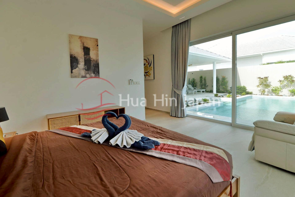 2 Bedroom Modern Pool Villa with Private Swimming Pool in Hua Hin City Centre (Complete) - Hua Hin - photo 3