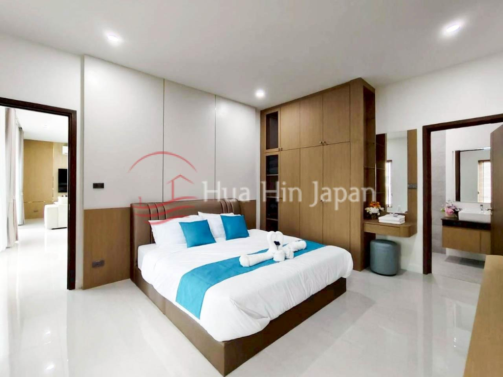 Central Location!  Newly Completed Fully Furnished Villa on Soi 102, just 1 km from BluPort Mall, Hua Hin for Sale - Soi 102 - photo 16