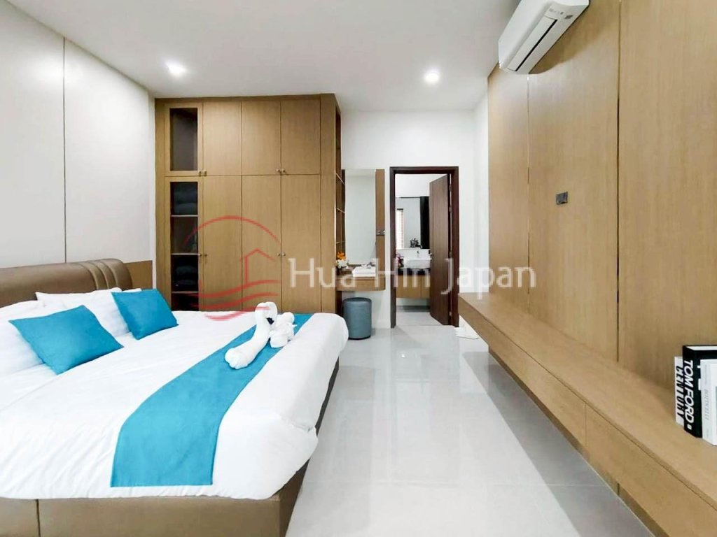 Central Location!  Newly Completed Fully Furnished Villa on Soi 102, just 1 km from BluPort Mall, Hua Hin for Sale - Soi 102 - photo 15