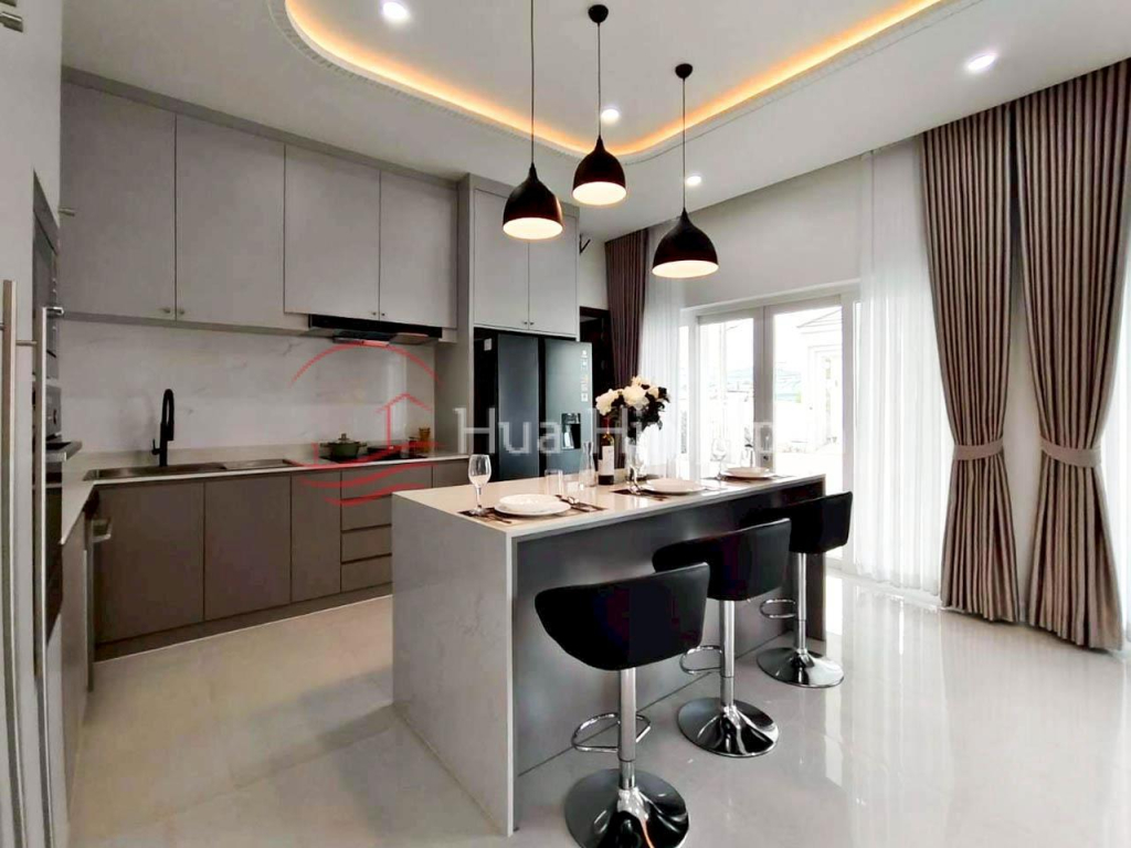 Central Location!  Newly Completed Fully Furnished Villa on Soi 102, just 1 km from BluPort Mall, Hua Hin for Sale - Soi 102 - photo 10