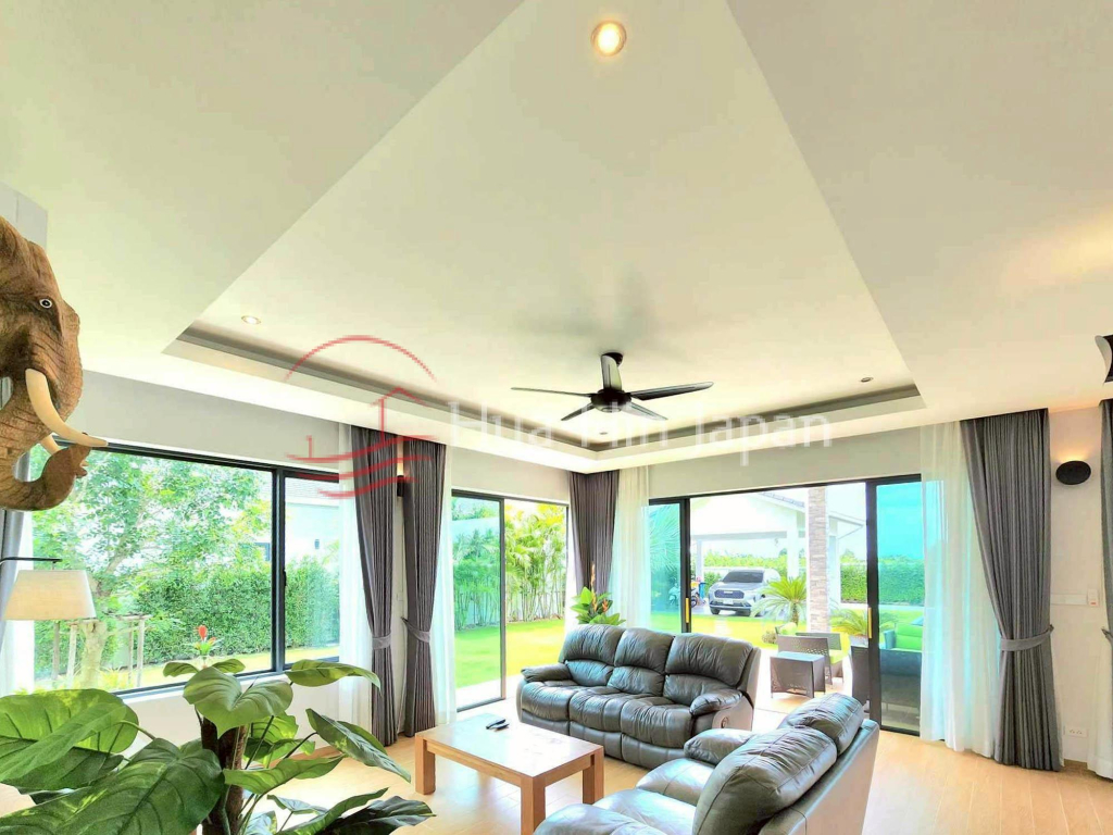 Spacious 4-Bedroom Villa for Sale in Soi 112, Hua Hin South - Hua Hin - photo 16