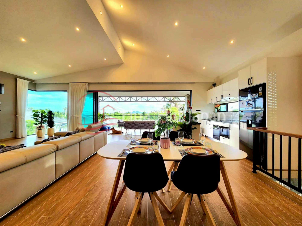 Spacious 4-Bedroom Villa for Sale in Soi 112, Hua Hin South - Hua Hin - photo 13