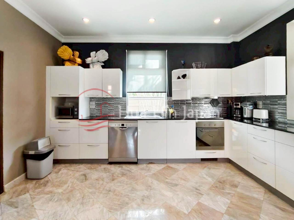 Very Solid 5 Bedroom Two Story Pool Villa Close to Town / North of Hua Hin - Hua Hin - photo 16