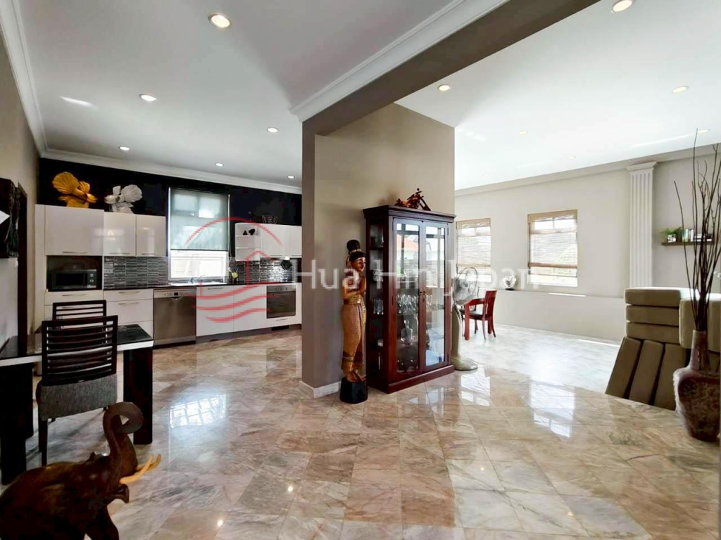 Very Solid 5 Bedroom Two Story Pool Villa Close to Town / North of Hua Hin - Hua Hin - photo 14