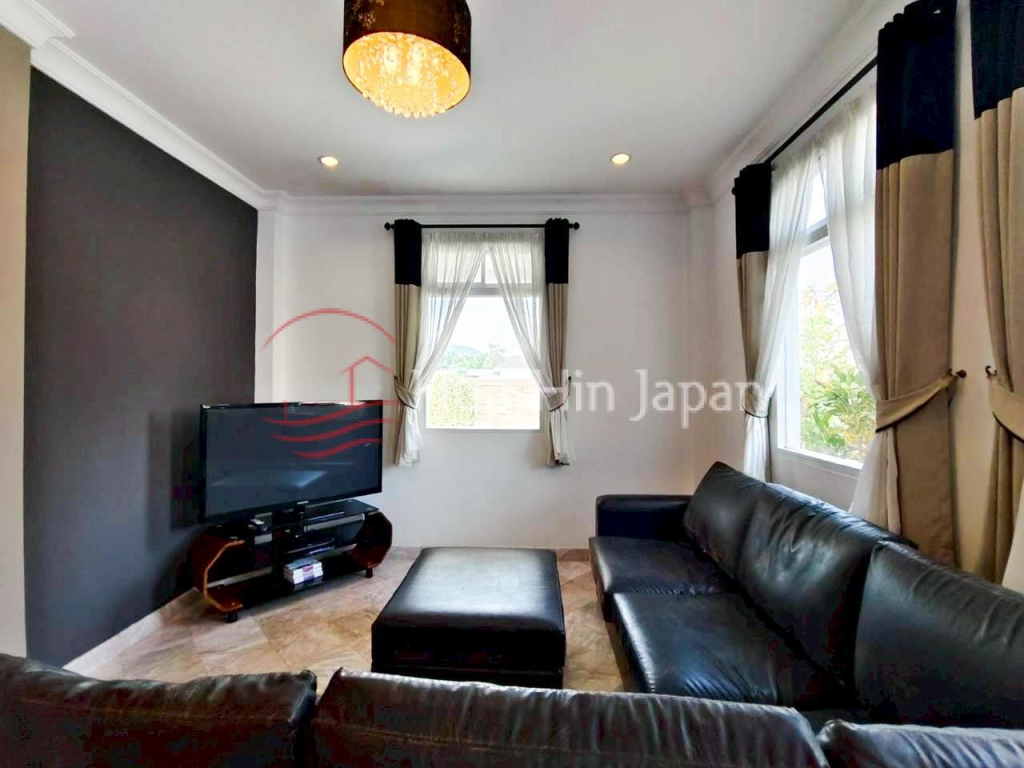 Very Solid 5 Bedroom Two Story Pool Villa Close to Town / North of Hua Hin - Hua Hin - photo 8