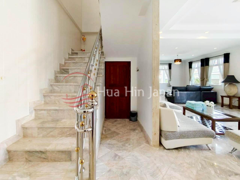 Very Solid 5 Bedroom Two Story Pool Villa Close to Town / North of Hua Hin - Hua Hin - photo 6