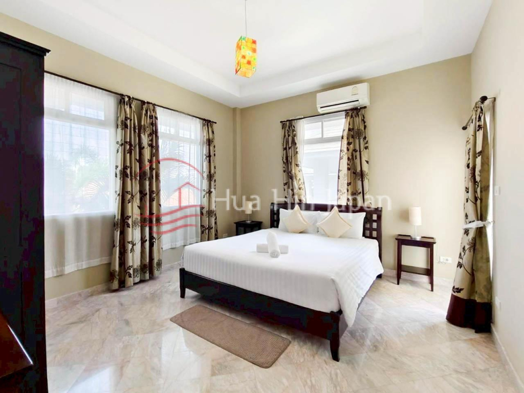 Very Solid 5 Bedroom Two Story Pool Villa Close to Town / North of Hua Hin - Hua Hin - photo 5