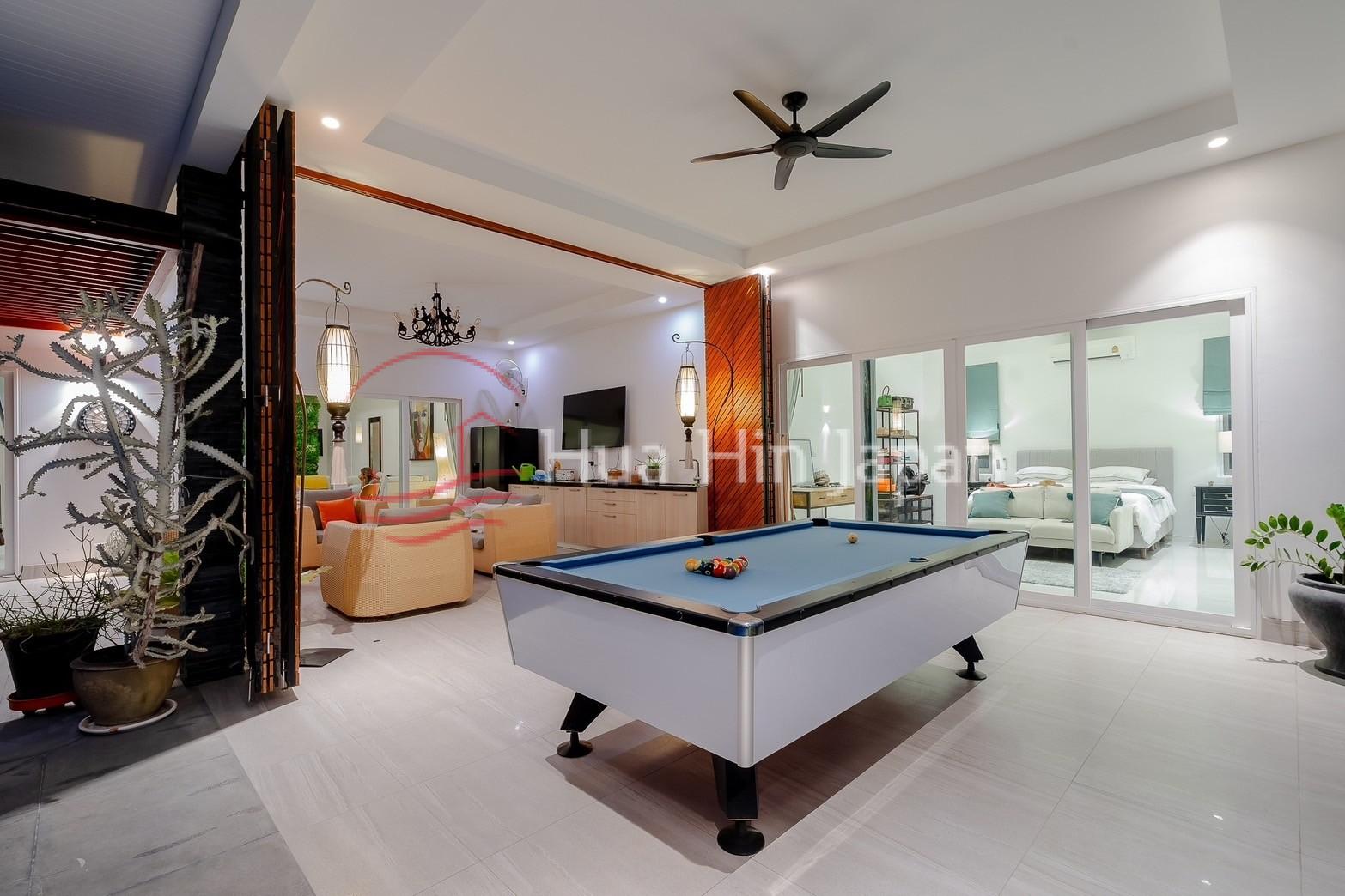 5 Bed 4 Bath Luxury Pool Villa