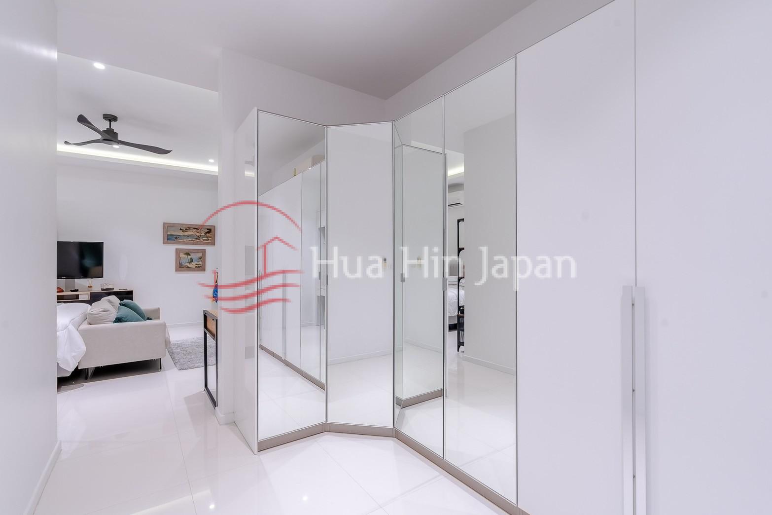 5 Bed 4 Bath Luxury Pool Villa