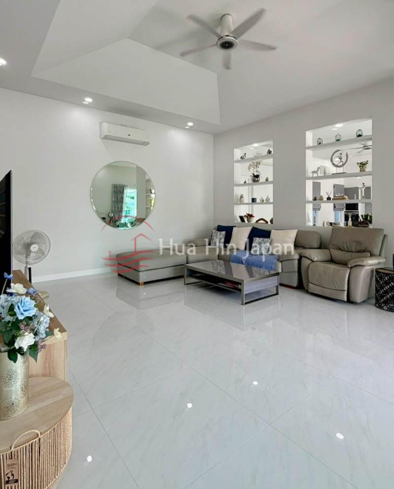 Luxury 4 bedroom pool villa on large land plot for sale Pak Nam Pran Hua Hin - Pranburi - photo 8