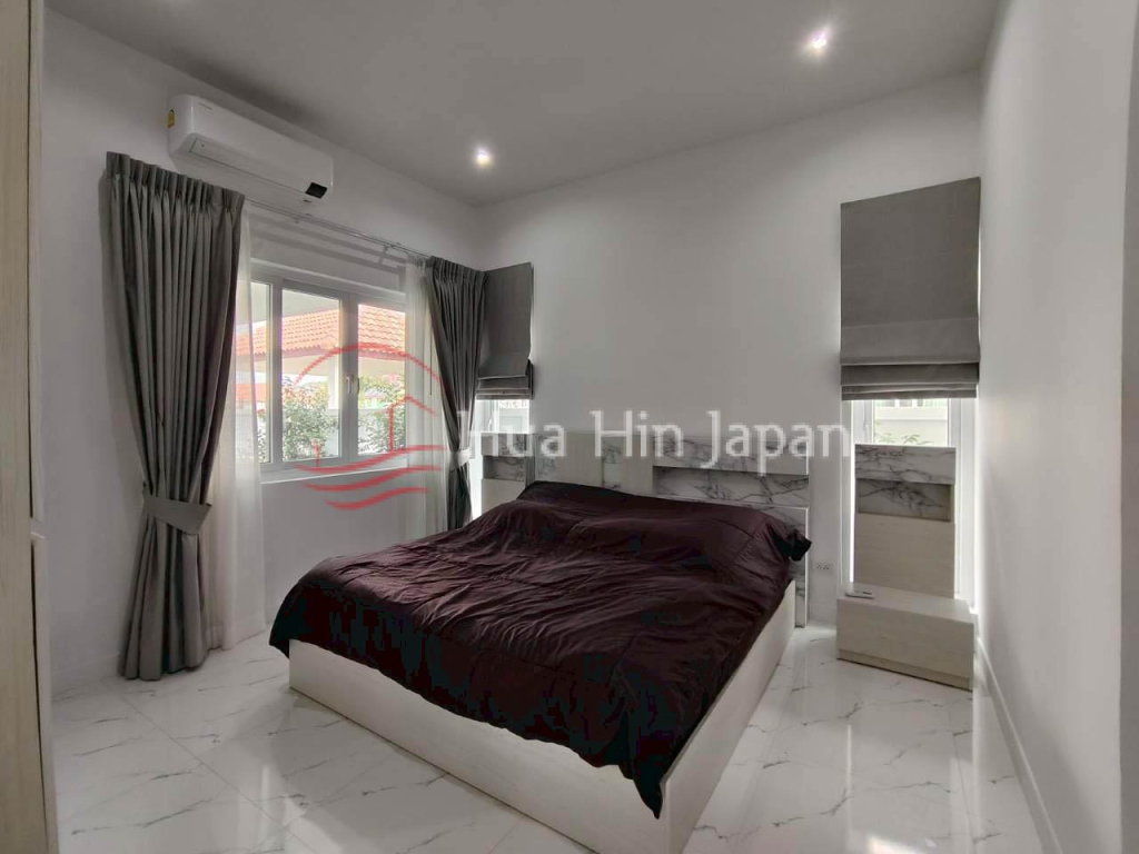 2 Bedroom House for Sale Between Hua Hin Soi 70 and 88, with Communal Pool - Hua Hin - photo 4