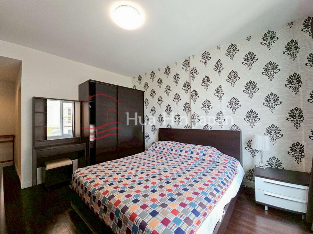 **Great Location!** 2 Bedroom Unit in Baan San Dao Beachfront Condominium for Sale in Hua Hin (fully furnished) - Hua Hin - photo 13