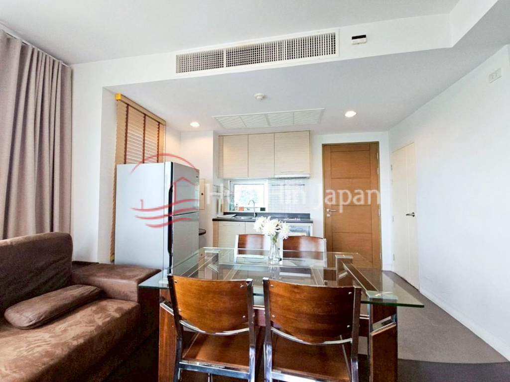 **Great Location!** 2 Bedroom Unit in Baan San Dao Beachfront Condominium for Sale in Hua Hin (fully furnished) - Hua Hin - photo 11