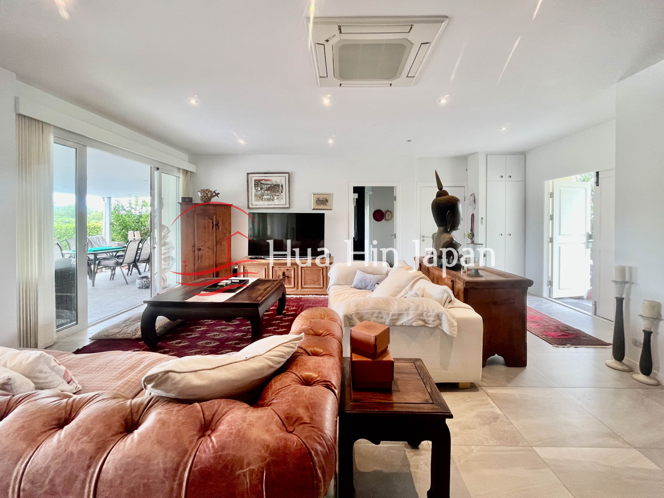 Stunning 3-Bed Pool Villa with Golf Memberships in Hua Hin (including 1 x Full Golf Membership) - Hua Hin - photo 9