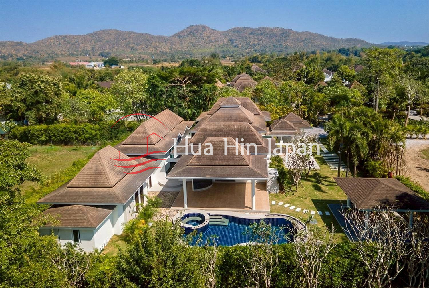3 Bed 4 Bath Bali Style Pool Villa – Near Black Mountain, Hua Hin - Pranburi, Thailand
