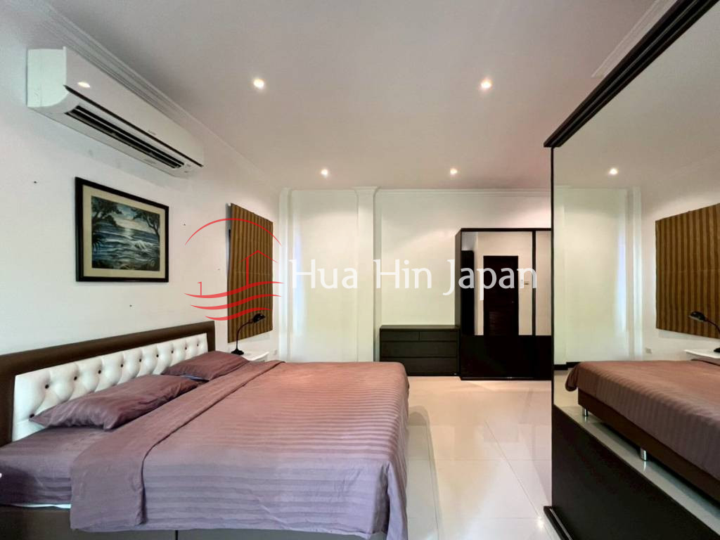 5 Bed 4 Bath Garden Estate bedroom