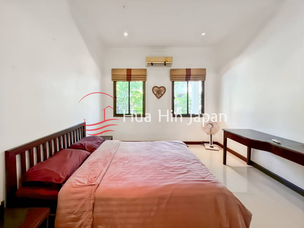 5 Bed 4 Bath Garden Estate bedroom