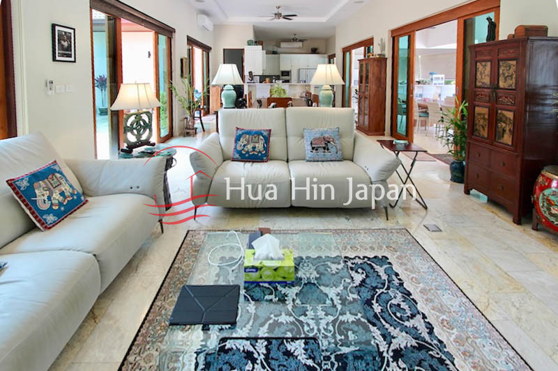 Magnificent Bali-Style Luxury Mansion with Private 14m Pool in Khao Kalok - Hua Hin - photo 6