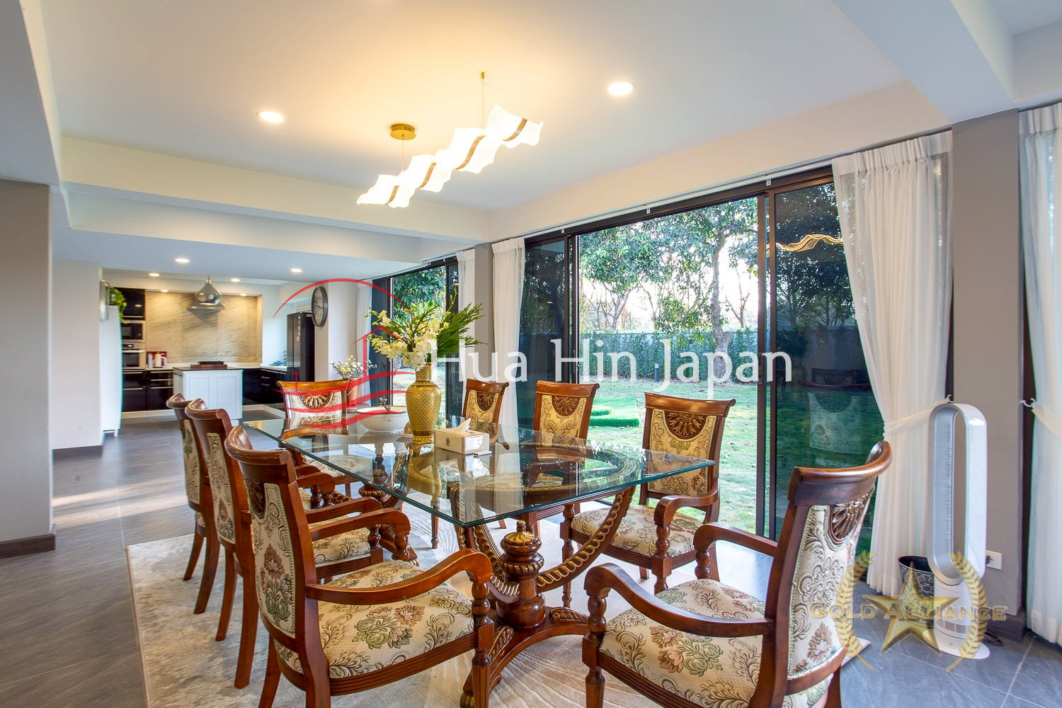 Stand Alone Two Story Luxury Private Villa on Expansive 4 Rais Land In Nong Khon, Hua Hin - Hua Hin - photo 14