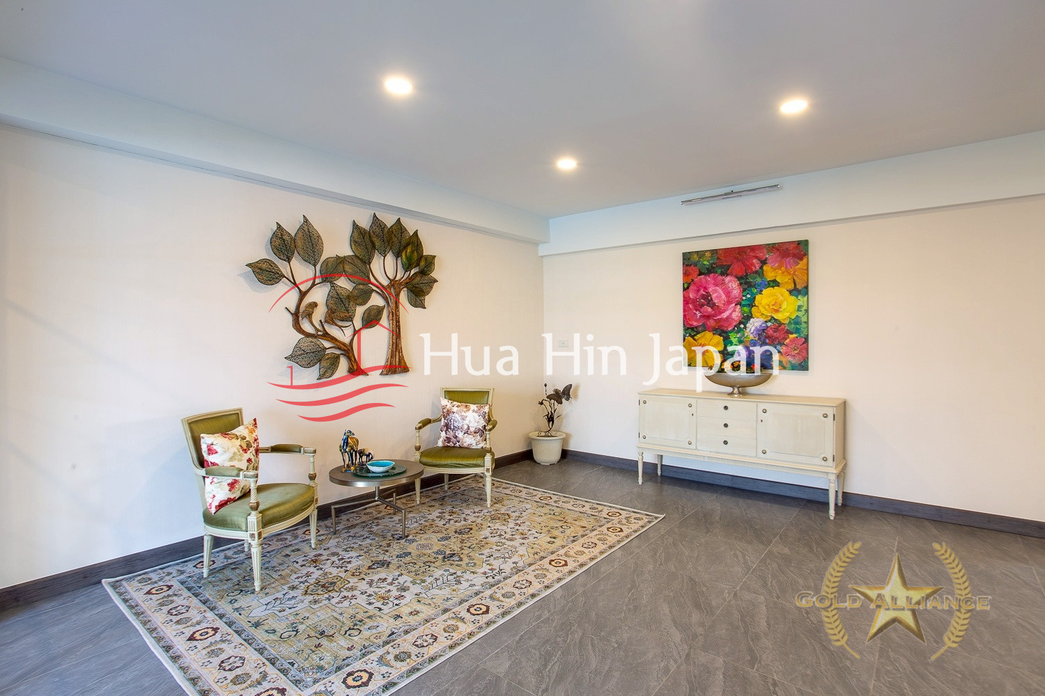 Stand Alone Two Story Luxury Private Villa on Expansive 4 Rais Land In Nong Khon, Hua Hin - Hua Hin - photo 6