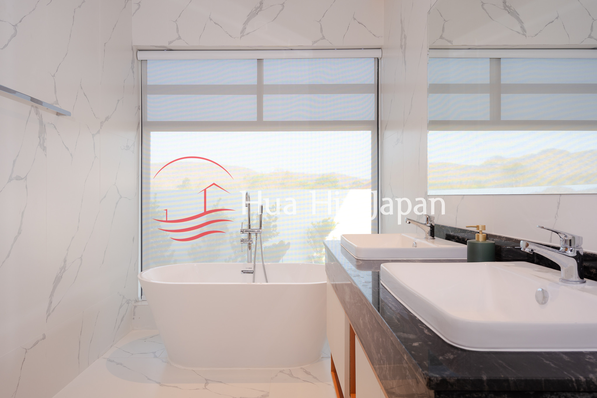 3-4 Bedroom Balinese Pool Villa bathroom