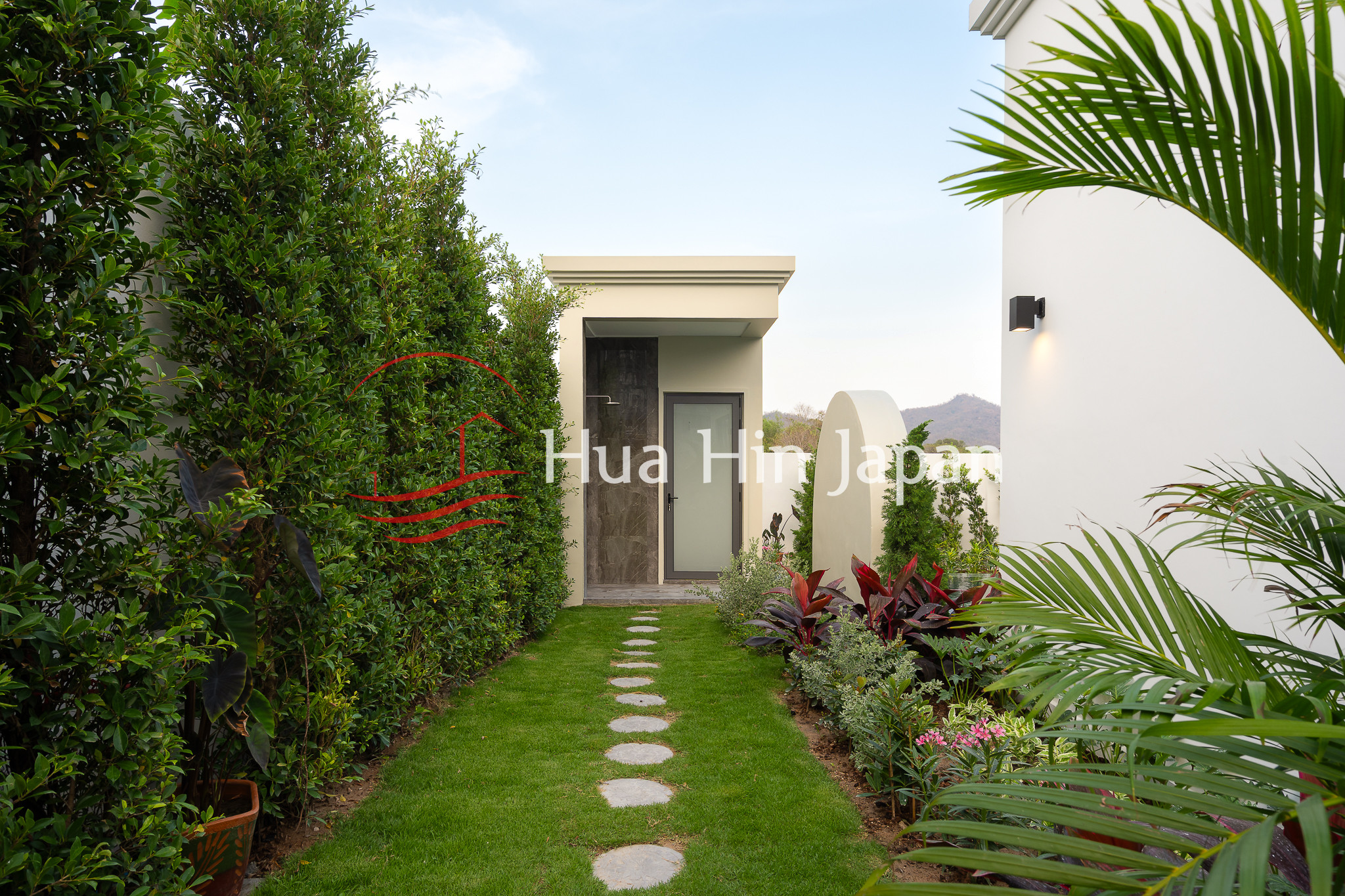 3-4 Bedroom Balinese Pool Villa garden area