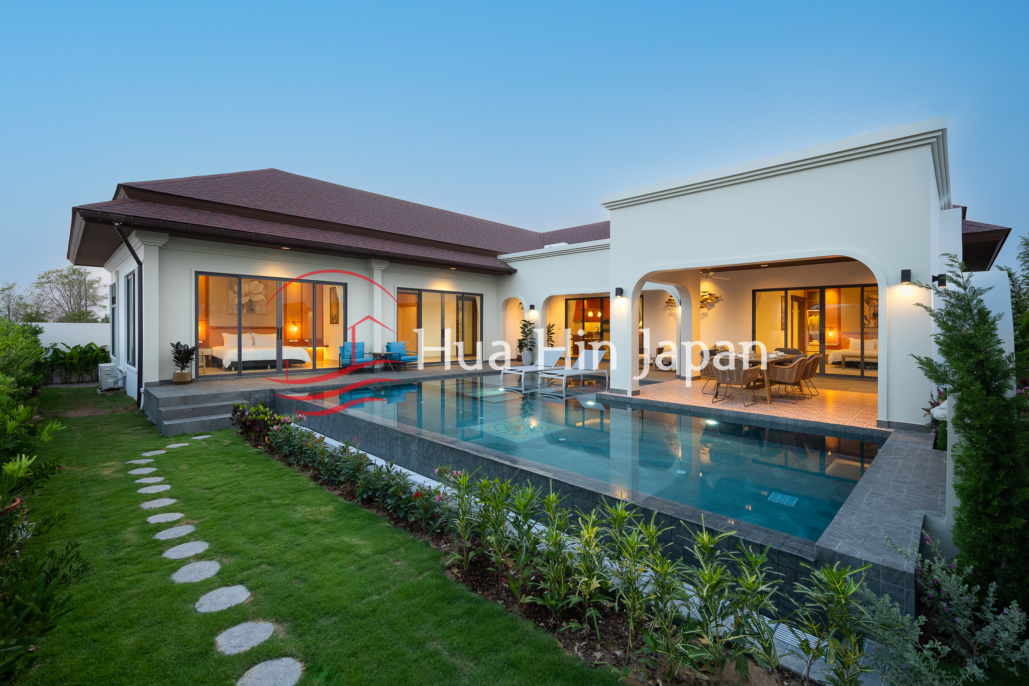3-4 Bedroom Balinese Pool Villa swimming pool area