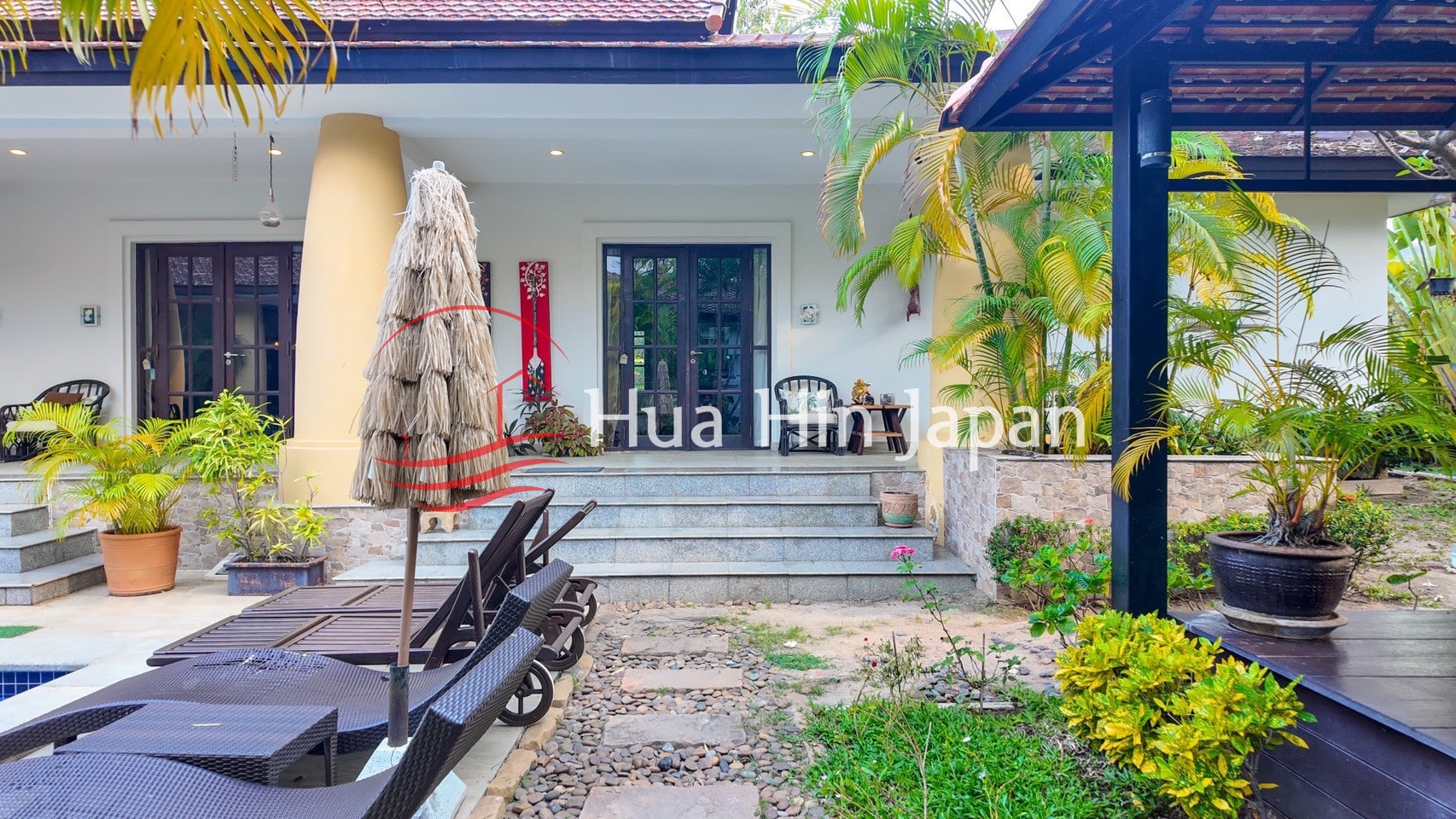 Exquisite Balinese Estate: 5-Bedroom Luxury Sanctuary in Hua Hin Soi 116 - Khao Takiab - photo 10