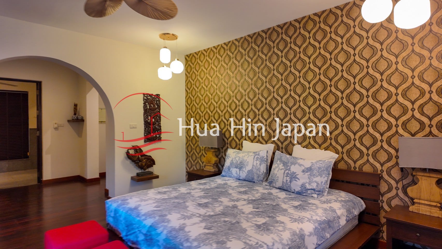 Exquisite Balinese Estate: 5-Bedroom Luxury Sanctuary in Hua Hin Soi 116 - Khao Takiab - photo 2
