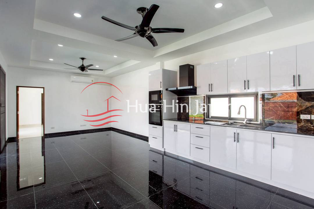 Exceptional Value: Brand New 3-Bedroom Pool Villa for Sale in Serene Wang Pong, Hua Hin - Khao Takiab - photo 10