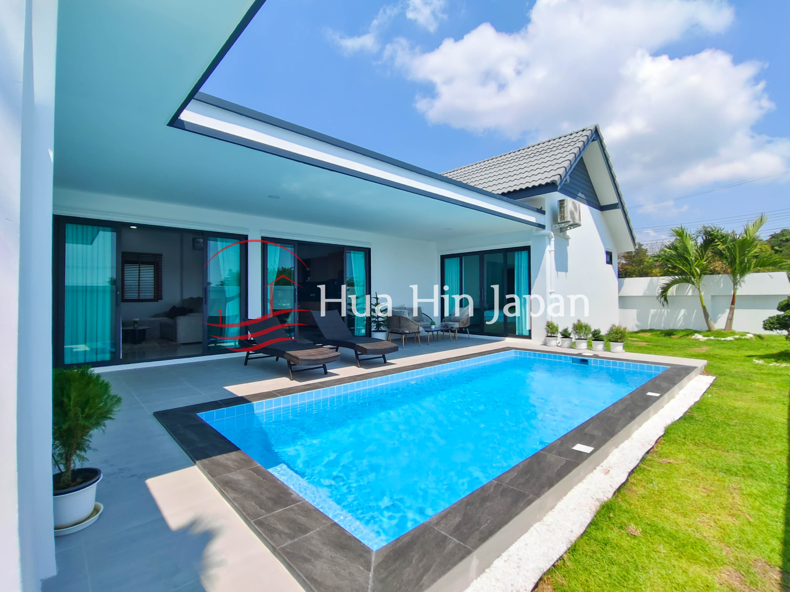 Location! Soi 102 – 3 Bedroom Pool Villa Only 5 KM To Bluport Shopping Mall And Beach. ( Complete – Fully Furnished)